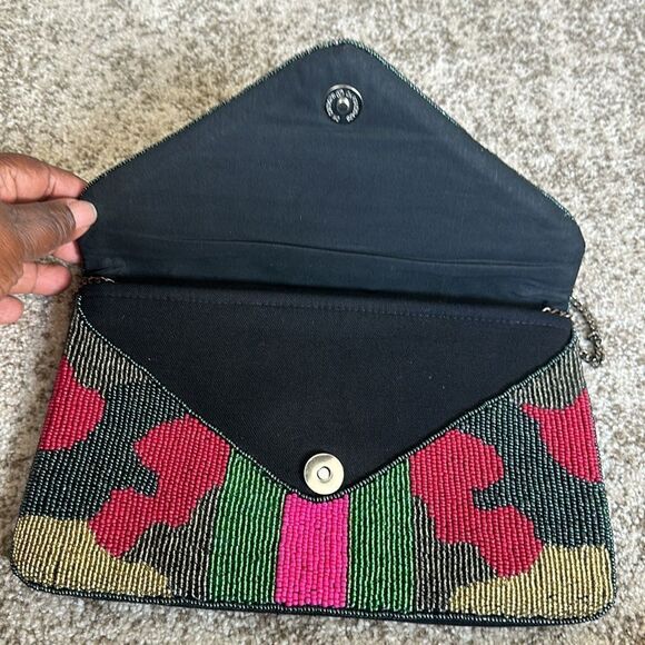 LA CHIC Designs Beaded Bag - Picture 4 of 7